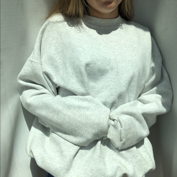 🦥Basic Sweatshirt🦥 - Picture 2 of 3